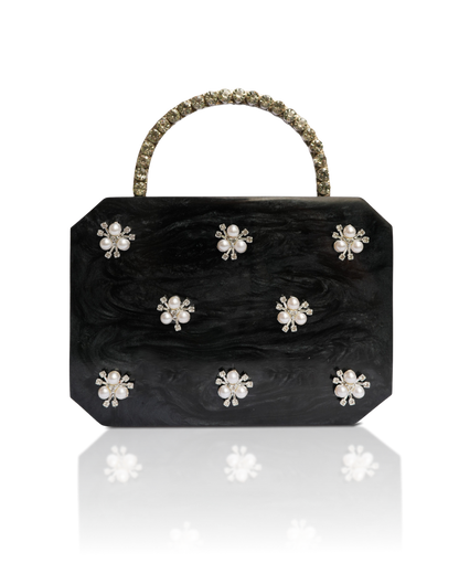 Beyond the Ordinary Clutch (Black)